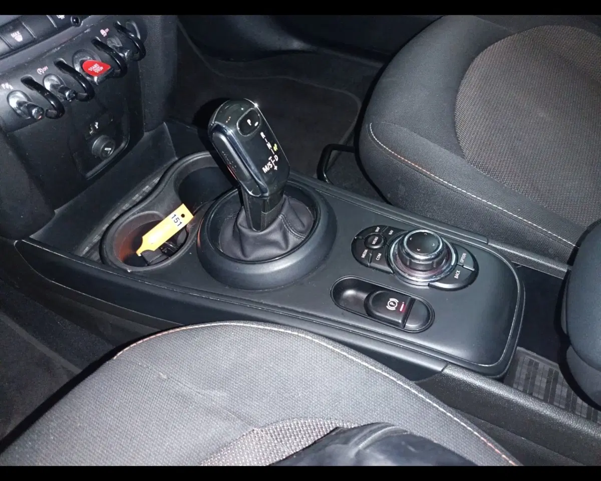 MINI Mini Countryman usata a Caserta (18)
