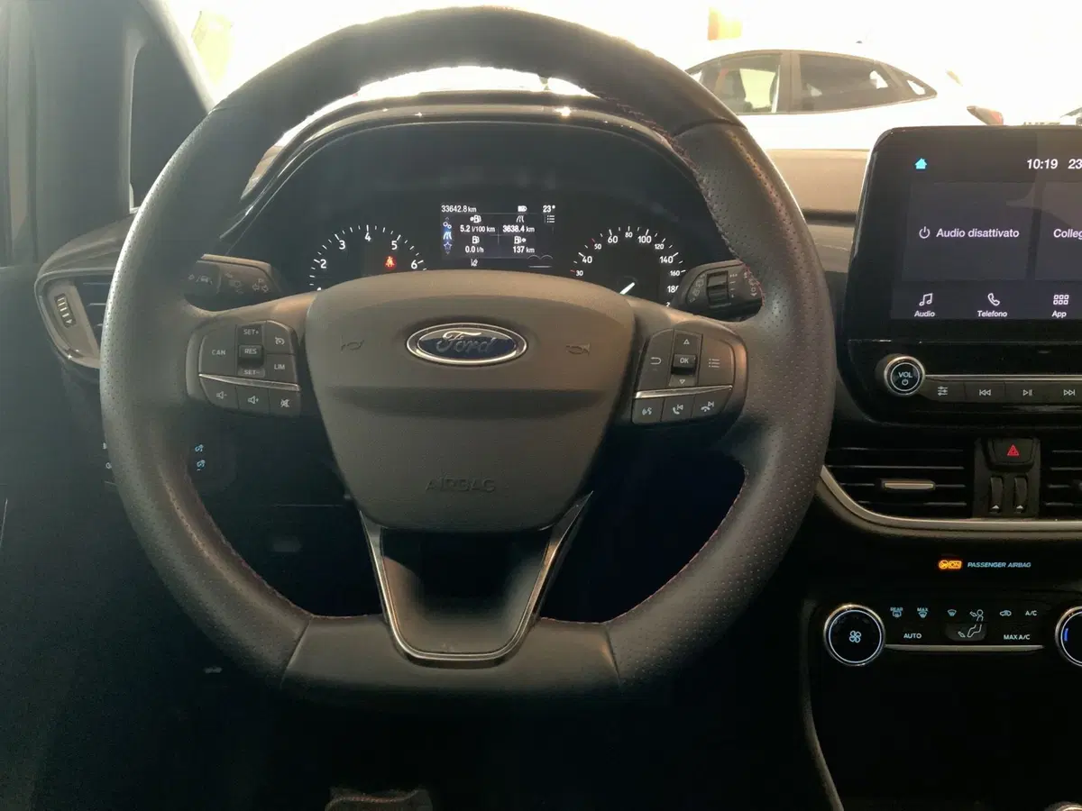 Ford Fiesta usata a Vercelli (12)