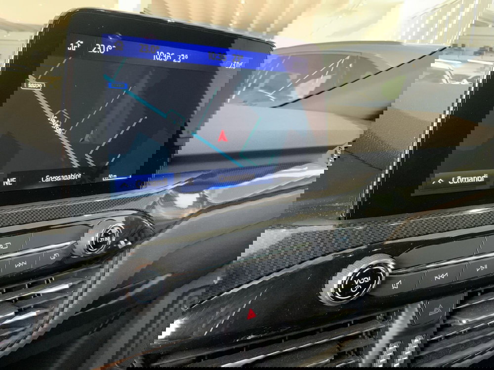 Ford Kuga usata a Vercelli (9)