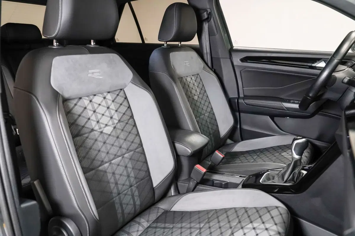Volkswagen T-Roc usata a Varese (13)