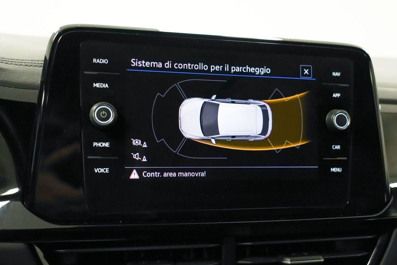 Volkswagen T-Roc usata a Varese (16)