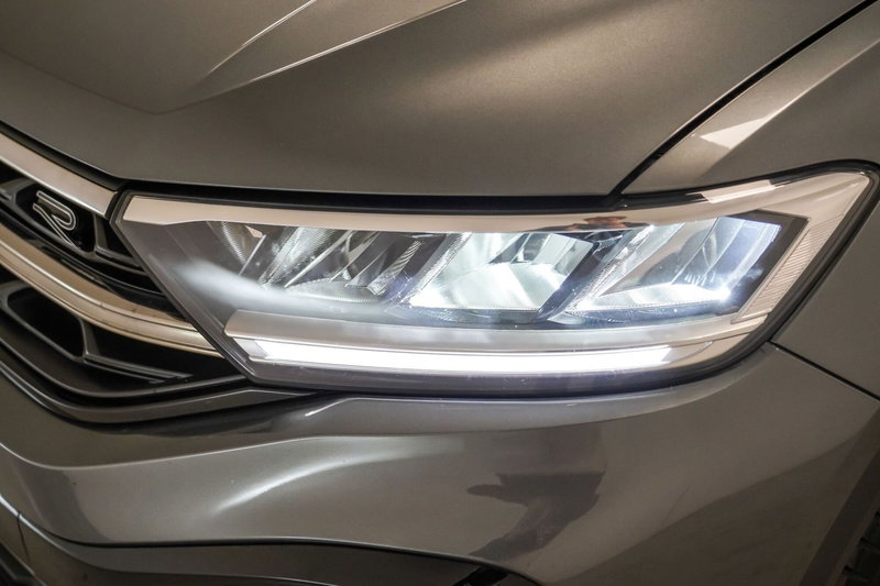 Volkswagen T-Roc usata a Varese (7)