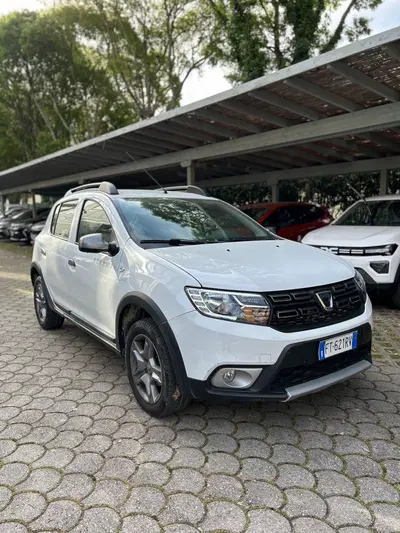 Dacia Sandero Stepway 1.5 Blue dCi 95 CV Comfort del 2019 usata a Firenze
