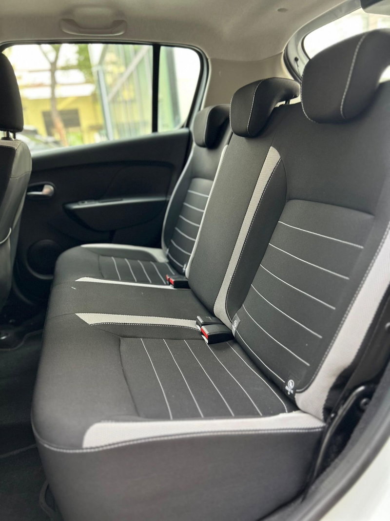 Dacia Sandero usata a Firenze (15)