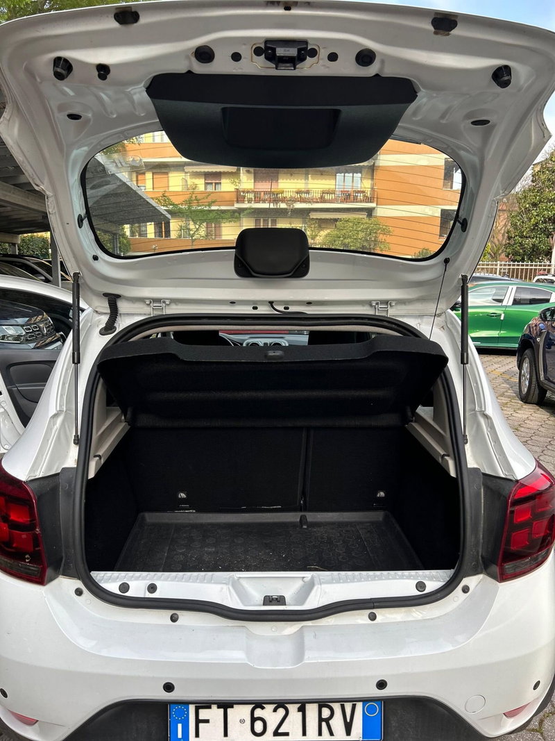 Dacia Sandero usata a Firenze (16)