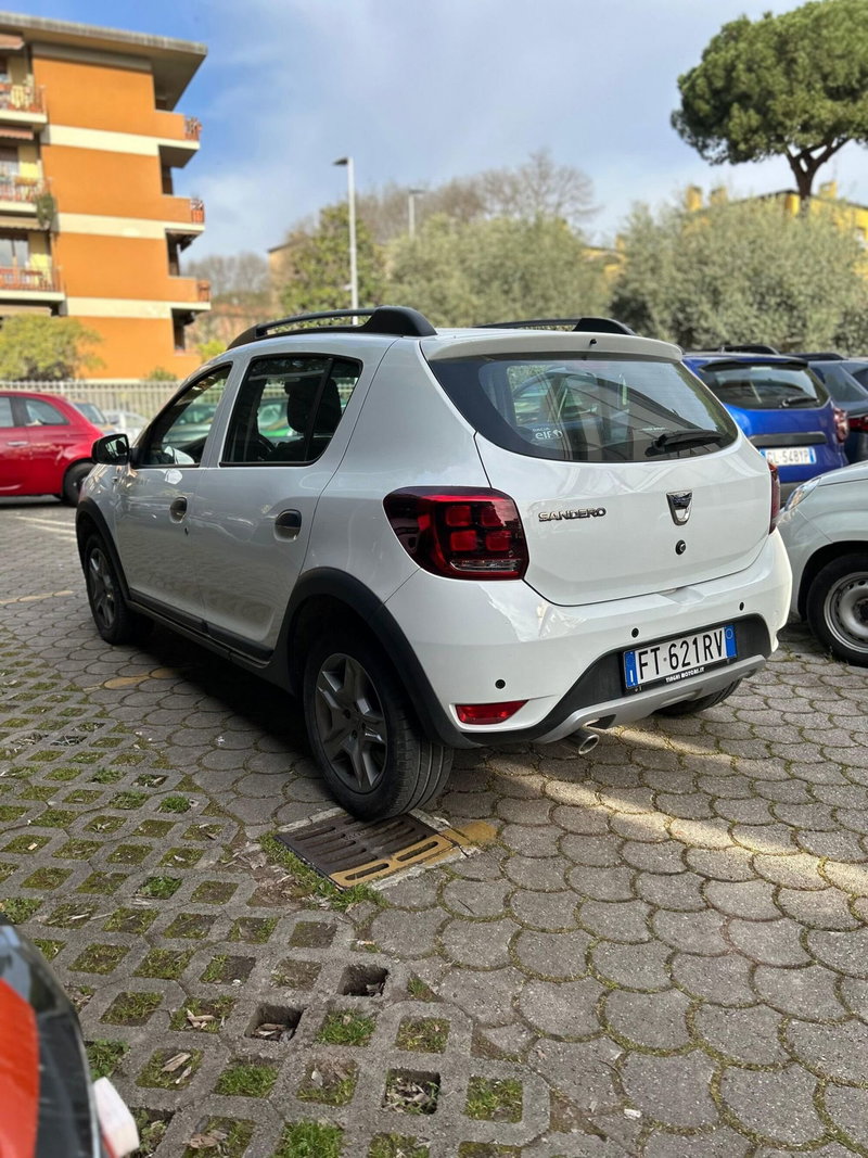 Dacia Sandero usata a Firenze (4)