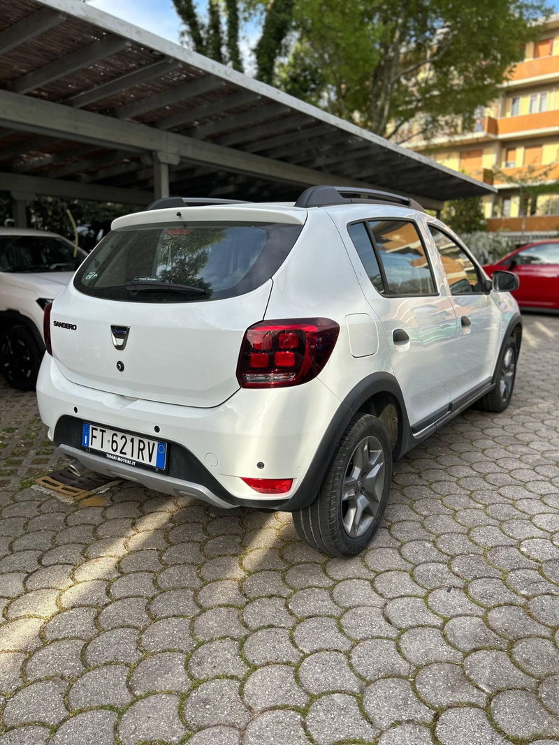 Dacia Sandero usata a Firenze (6)