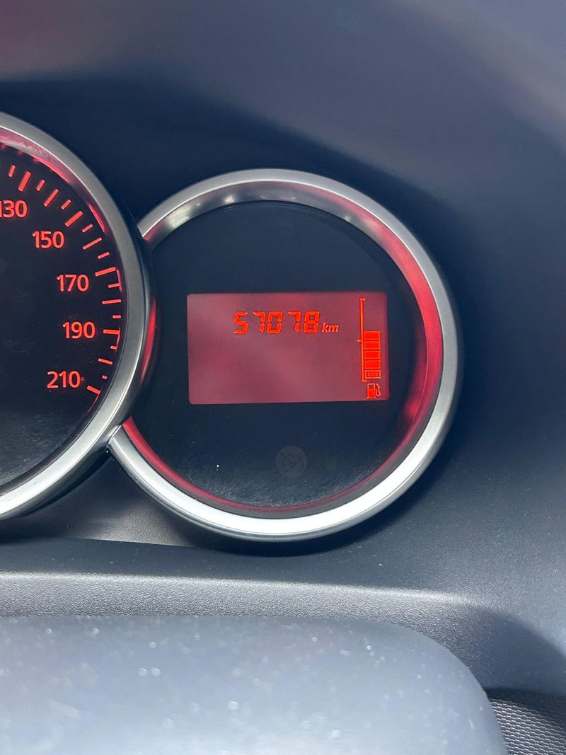 Dacia Sandero usata a Firenze (7)