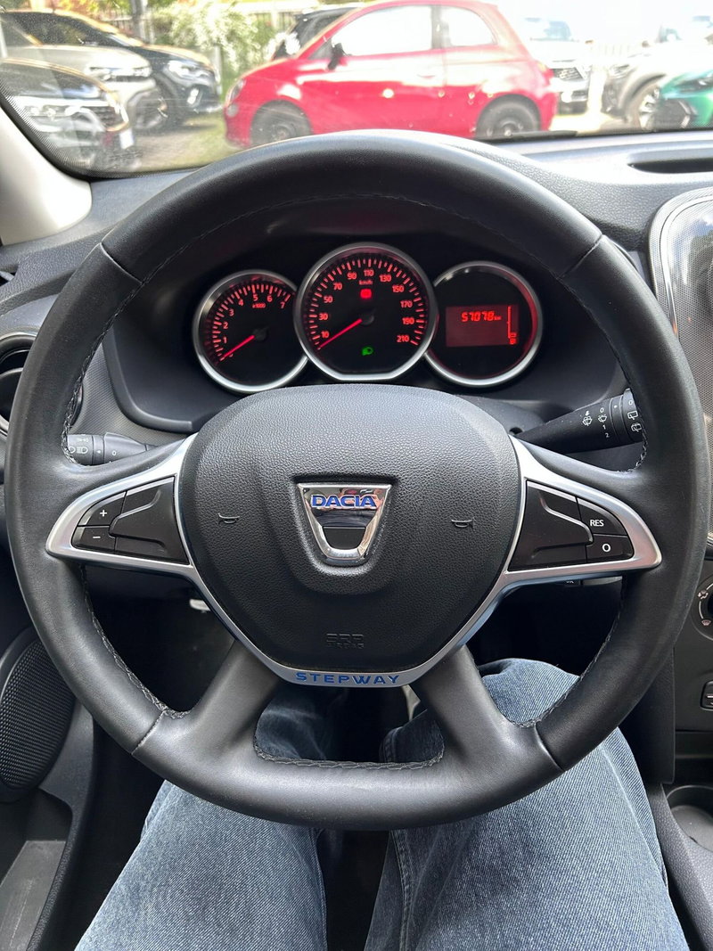 Dacia Sandero usata a Firenze (8)