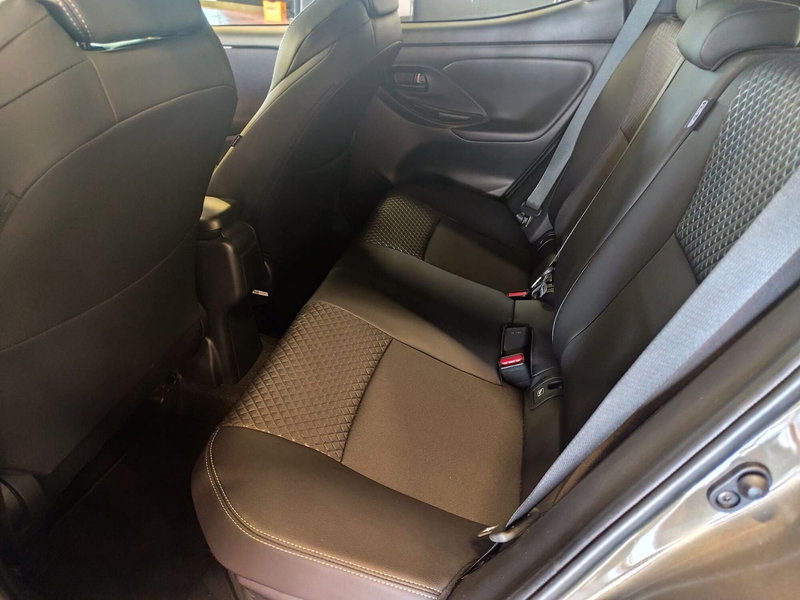 Toyota Yaris usata a Milano (15)