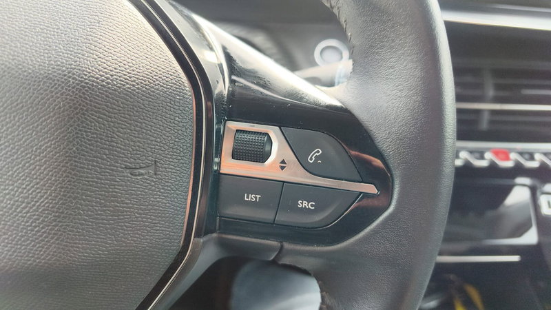 Peugeot 2008 usata a Firenze (17)