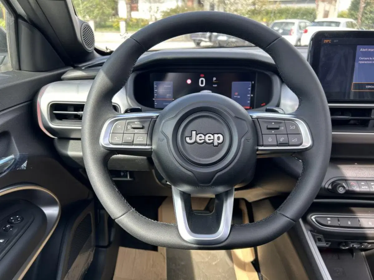 Jeep Avenger nuova a Cuneo (12)