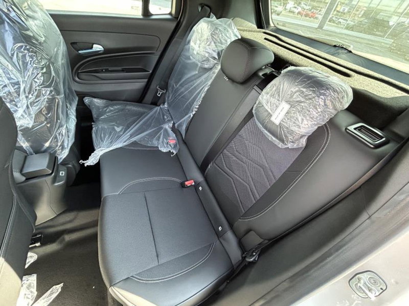 Jeep Avenger nuova a Cuneo (9)