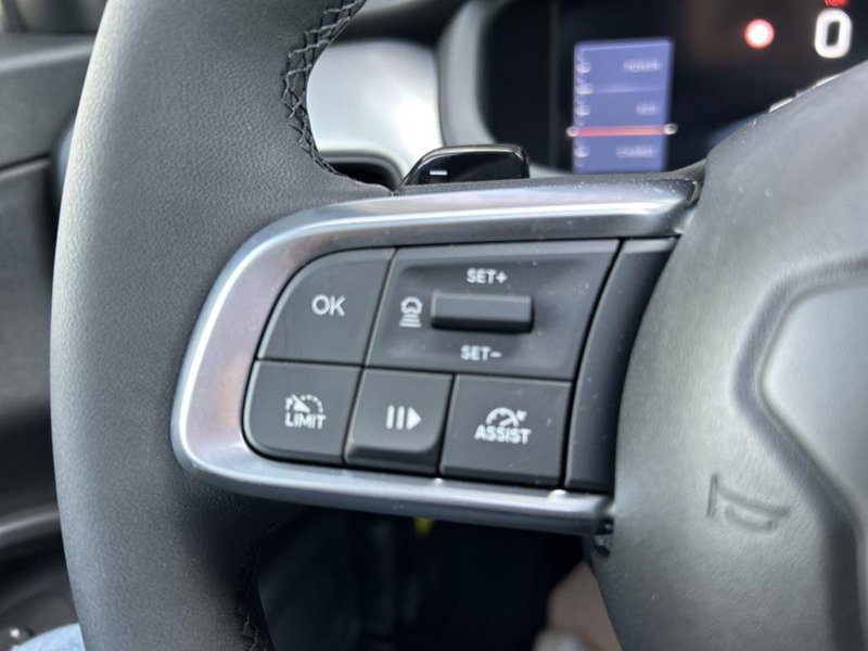 Jeep Avenger nuova a Cuneo (17)