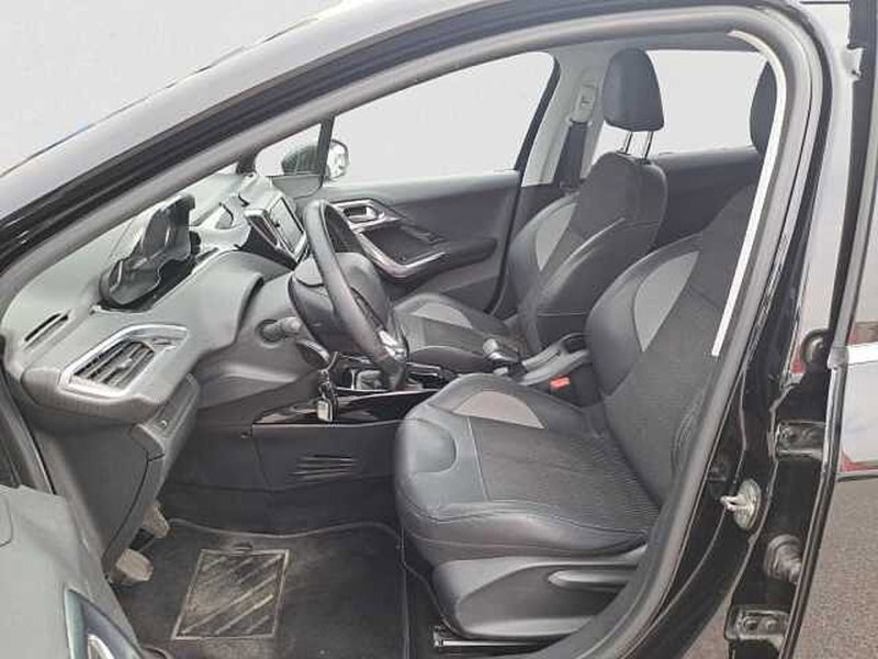 Peugeot 2008 usata a Venezia (10)