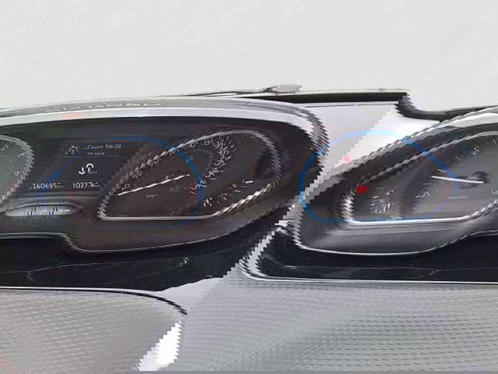Peugeot 2008 usata a Venezia (13)