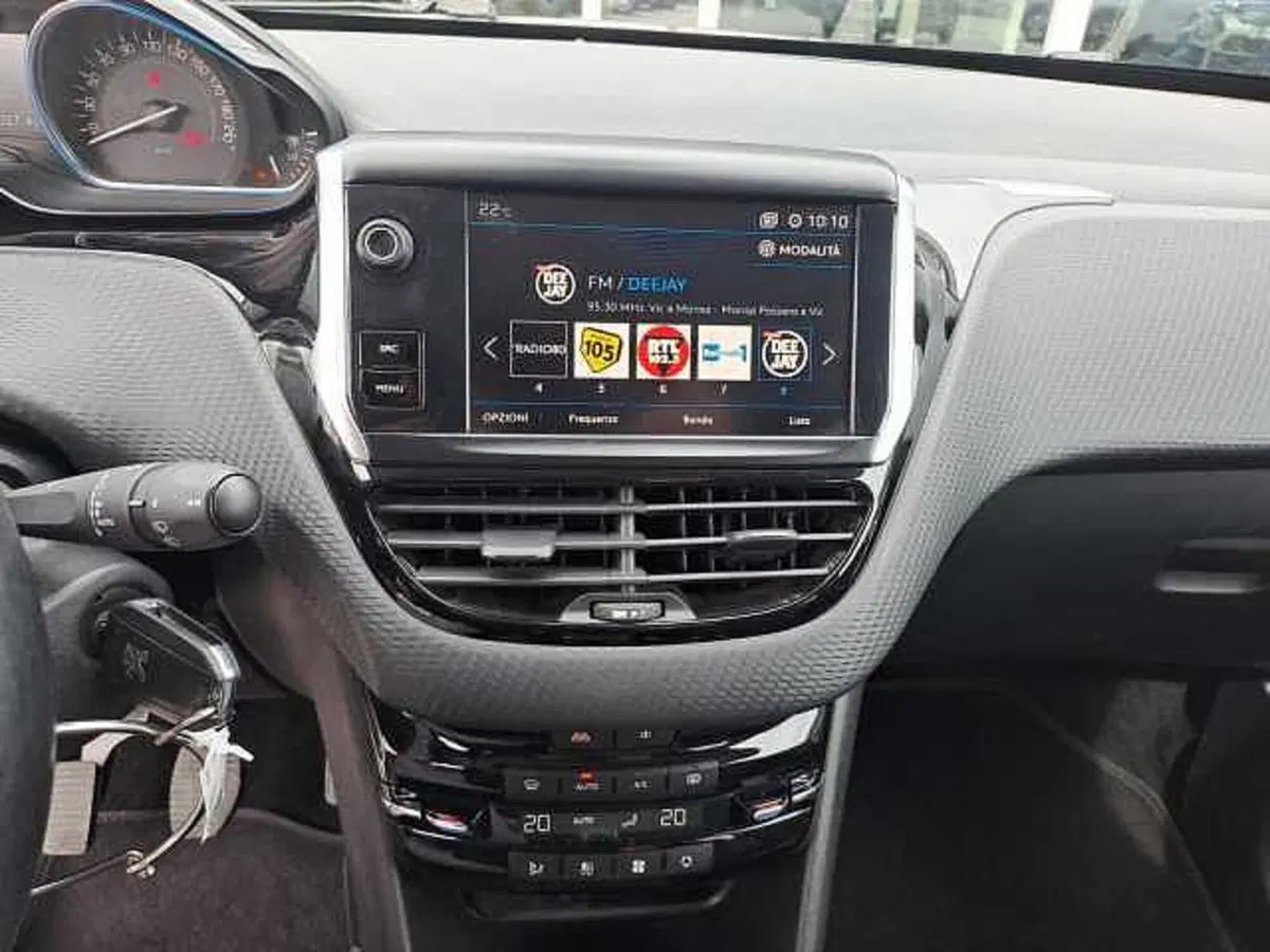 Peugeot 2008 usata a Venezia (15)
