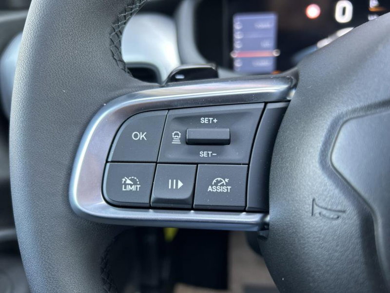 Jeep Avenger nuova a Cuneo (19)