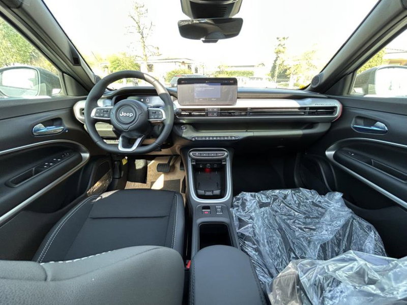 Jeep Avenger nuova a Cuneo (7)