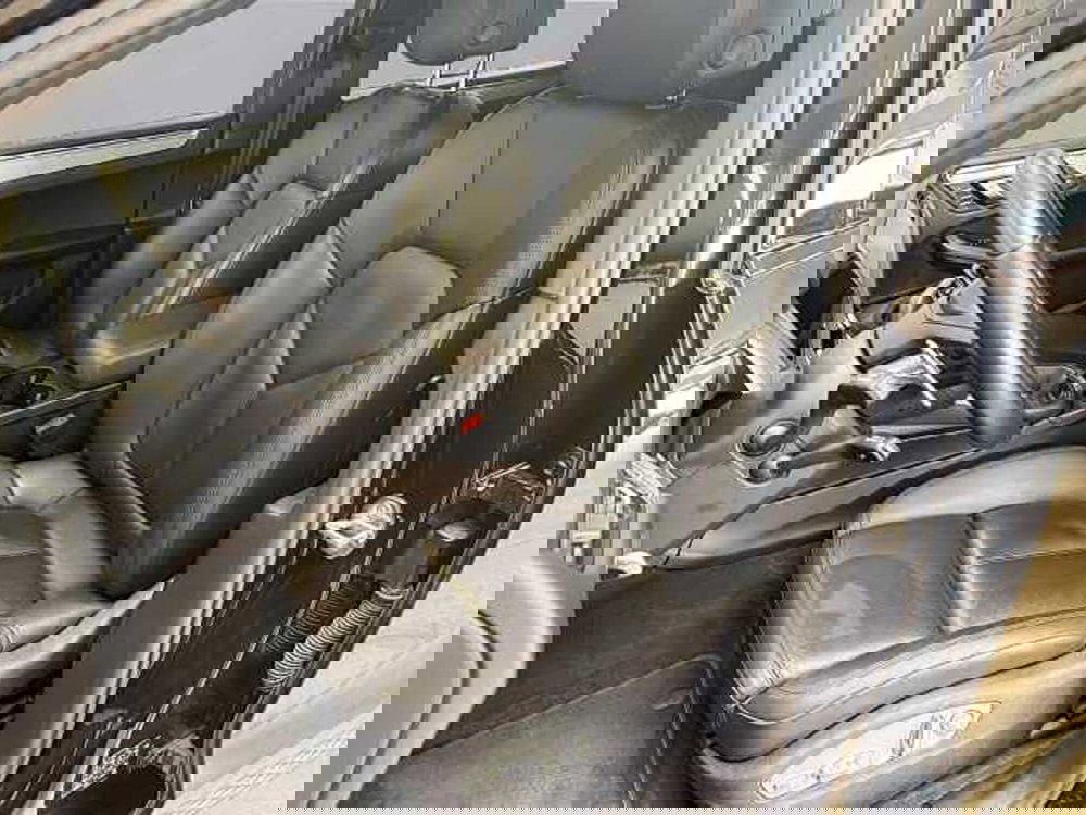 Porsche Macan usata a Milano (10)