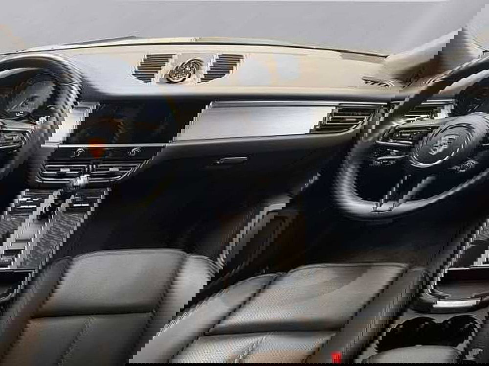 Porsche Macan usata a Milano (11)