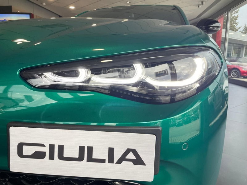 Alfa Romeo Giulia usata a Ancona (9)