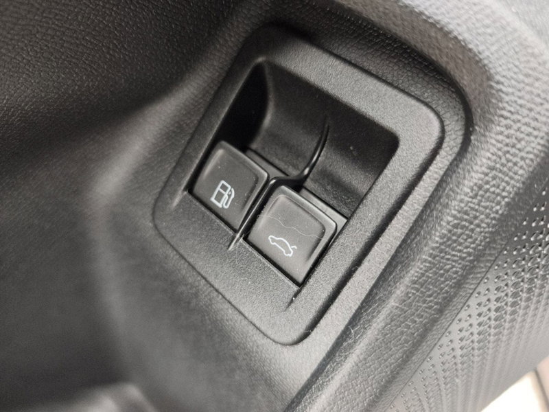 Cupra Formentor usata a Frosinone (15)