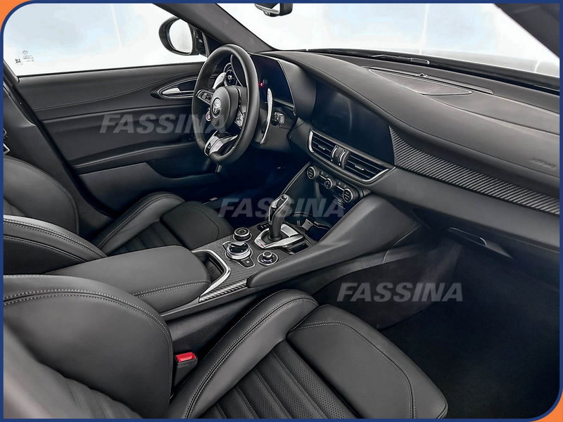 Alfa Romeo Giulia usata a Milano (12)