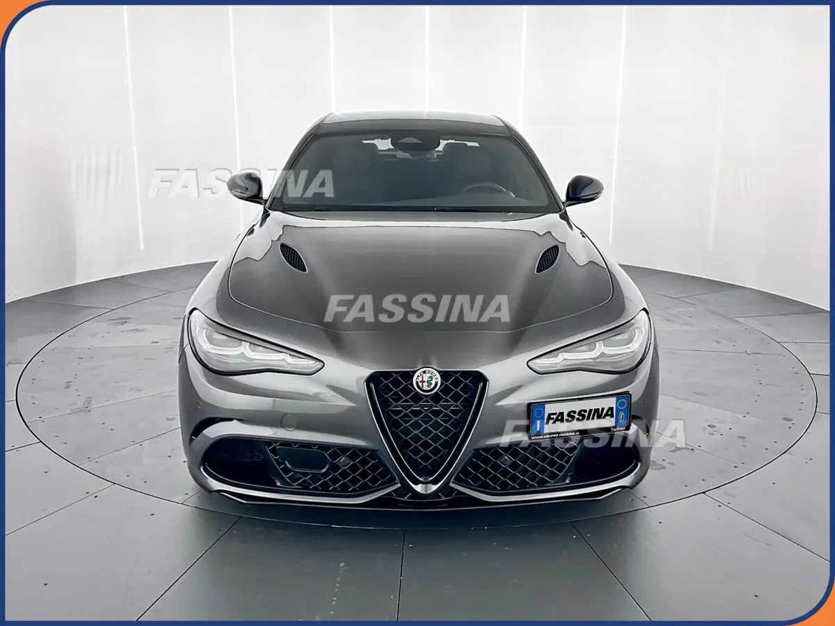 Alfa Romeo Giulia usata a Milano (2)
