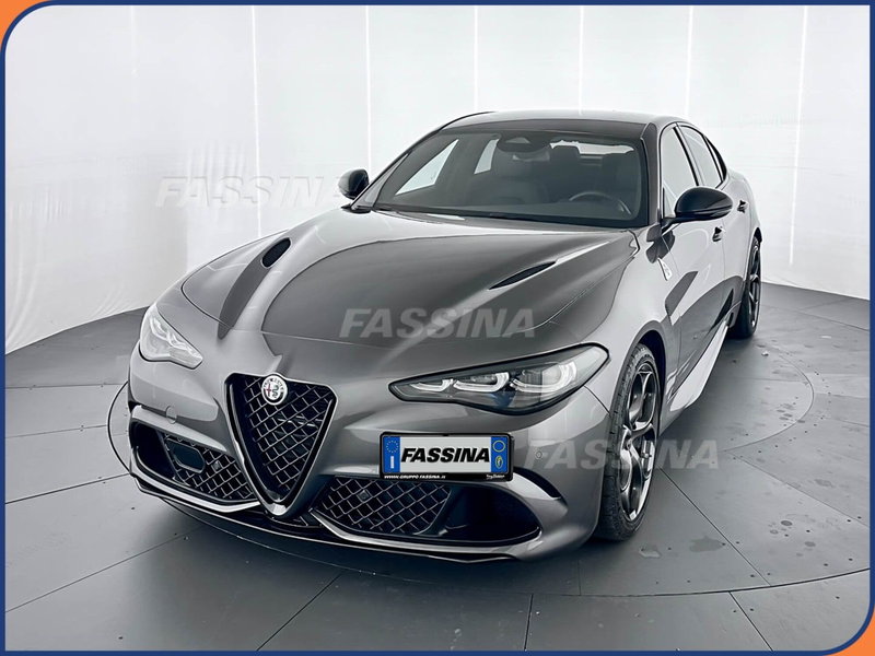 Alfa Romeo Giulia usata a Milano (3)