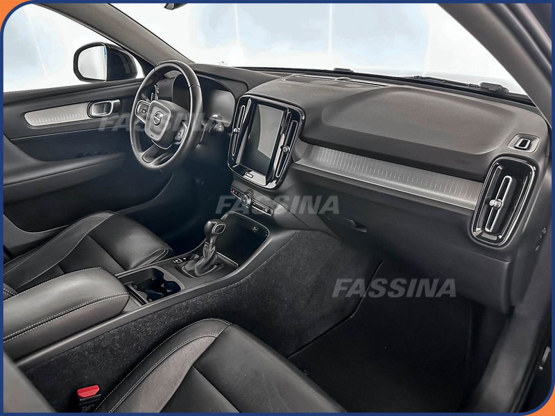 Volvo XC40 usata a Milano (12)