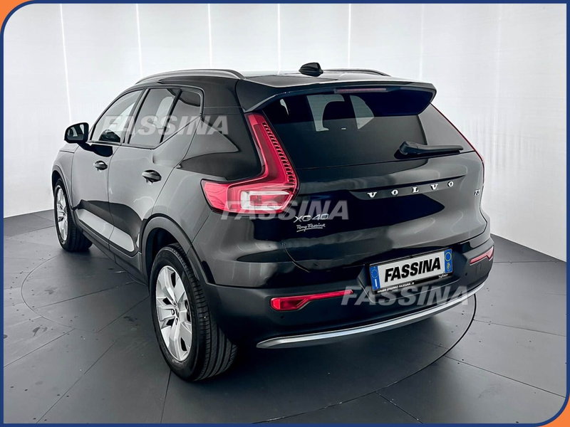 Volvo XC40 usata a Milano (4)