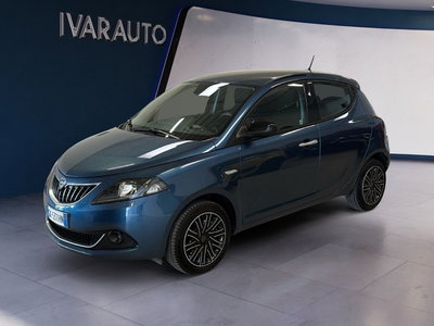Lancia Ypsilon 1.0 FireFly 5 porte S&amp;S Hybrid Gold Plus del 2023 usata a Arezzo
