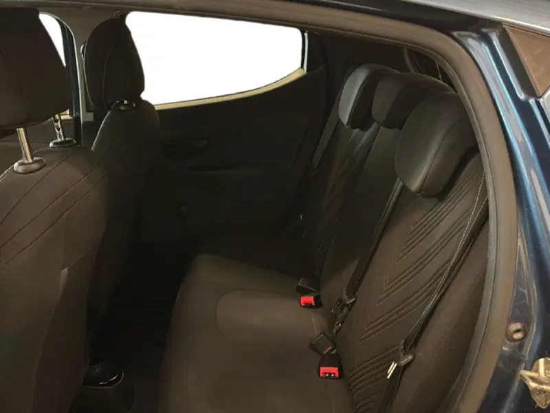Lancia Ypsilon usata a Arezzo (16)