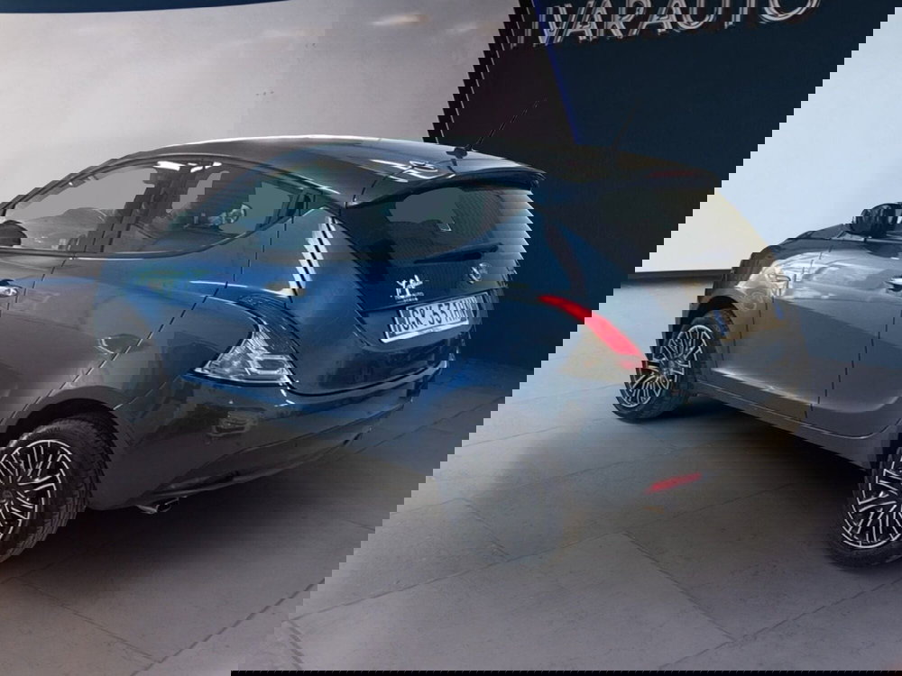 Lancia Ypsilon usata a Arezzo (3)