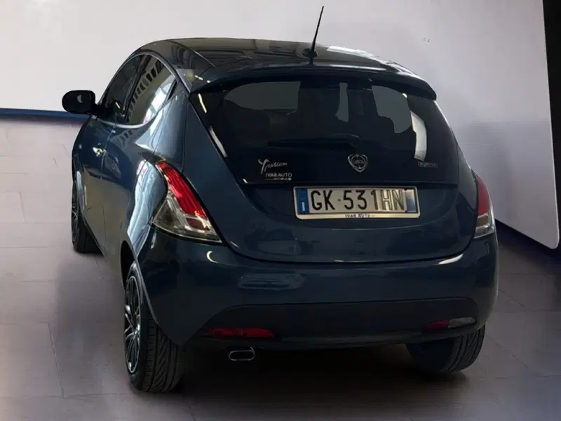 Lancia Ypsilon usata a Arezzo (4)