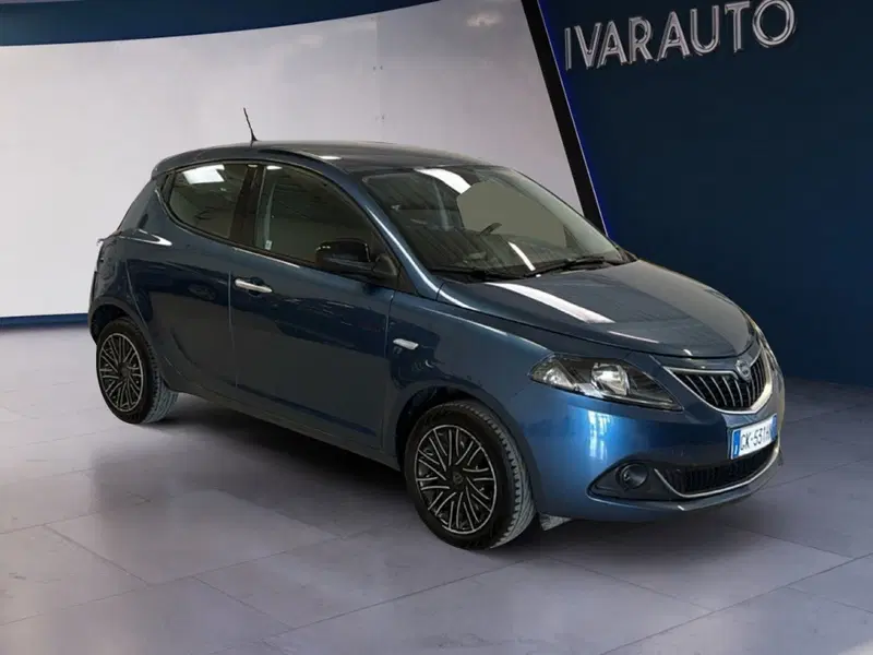 Lancia Ypsilon usata a Arezzo (8)