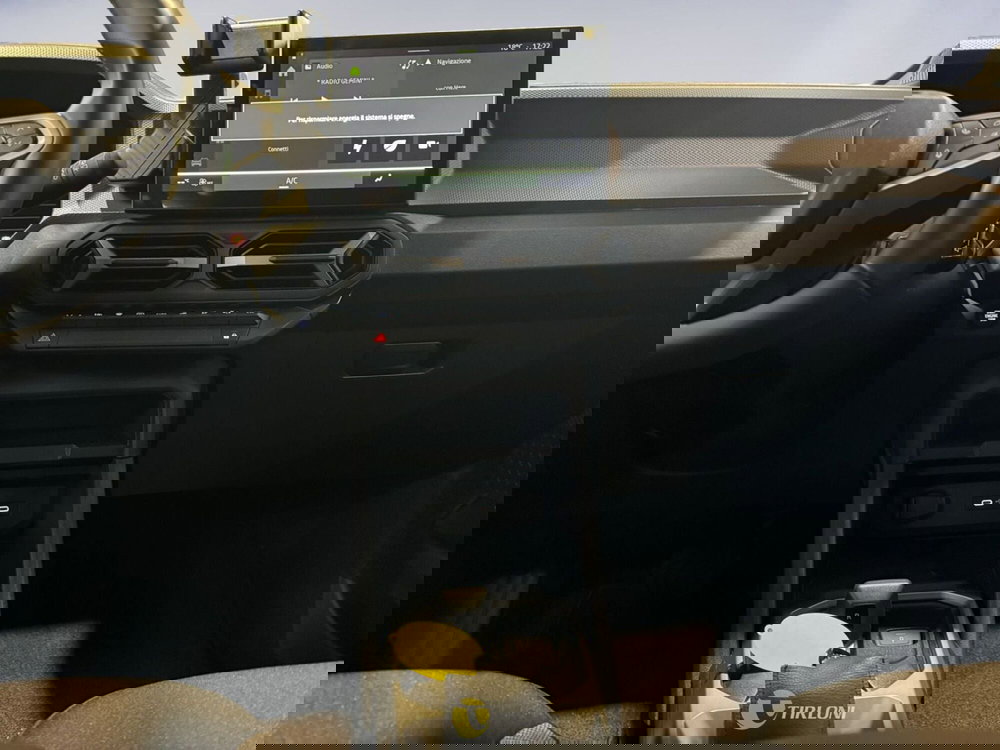 Dacia Duster usata a Milano (16)