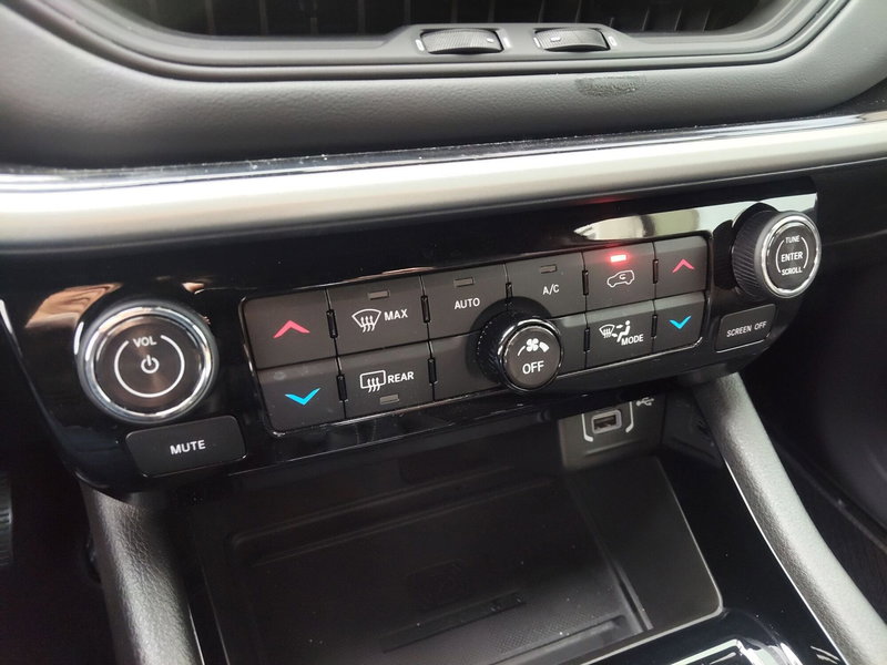 Jeep Compass usata a Modena (12)