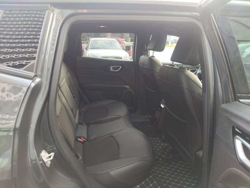 Jeep Compass usata a Modena (18)