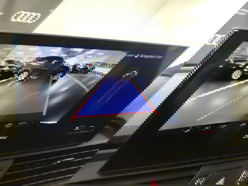 Audi Q4 Sportback usata a Modena (11)