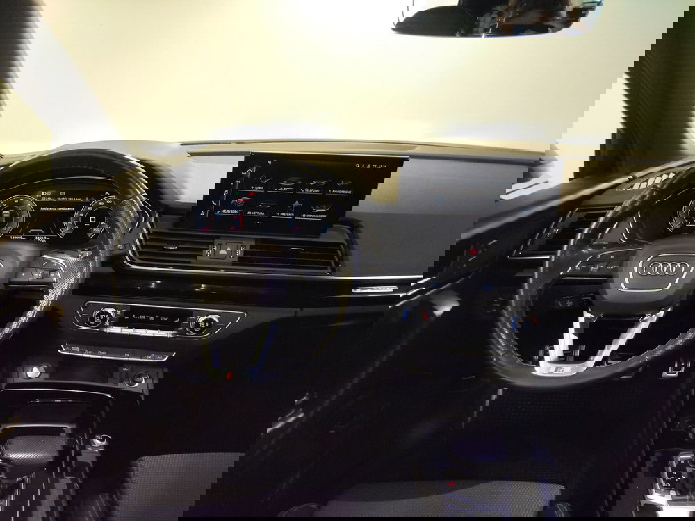 Audi Q4 Sportback usata a Modena (7)