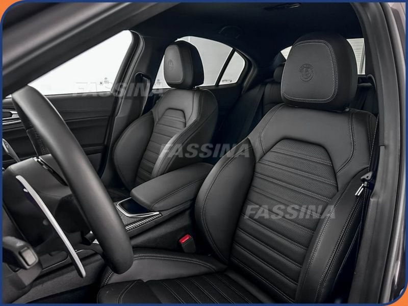 Alfa Romeo Giulia usata a Milano (8)