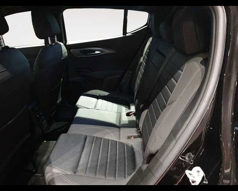 Alfa Romeo Tonale usata a Cuneo (12)