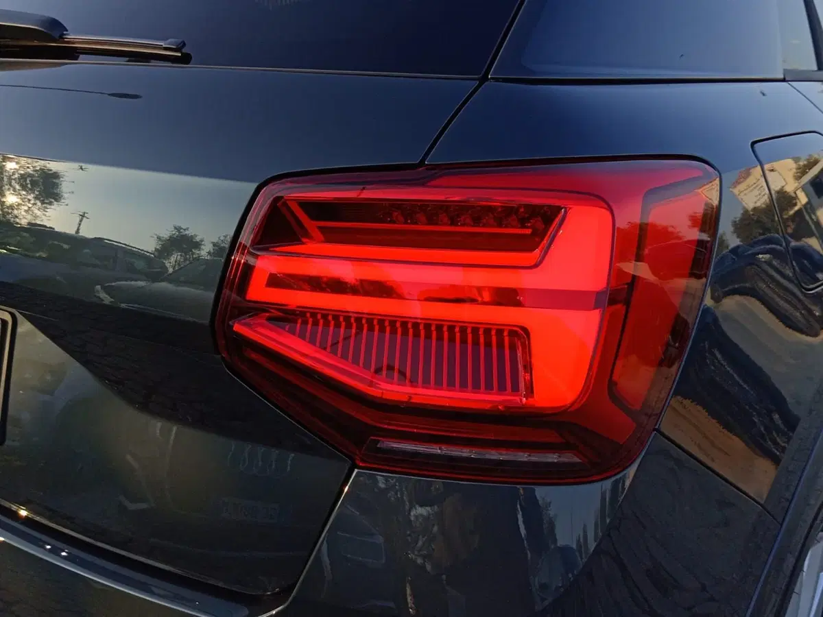 Audi Q2 usata a Bari (10)