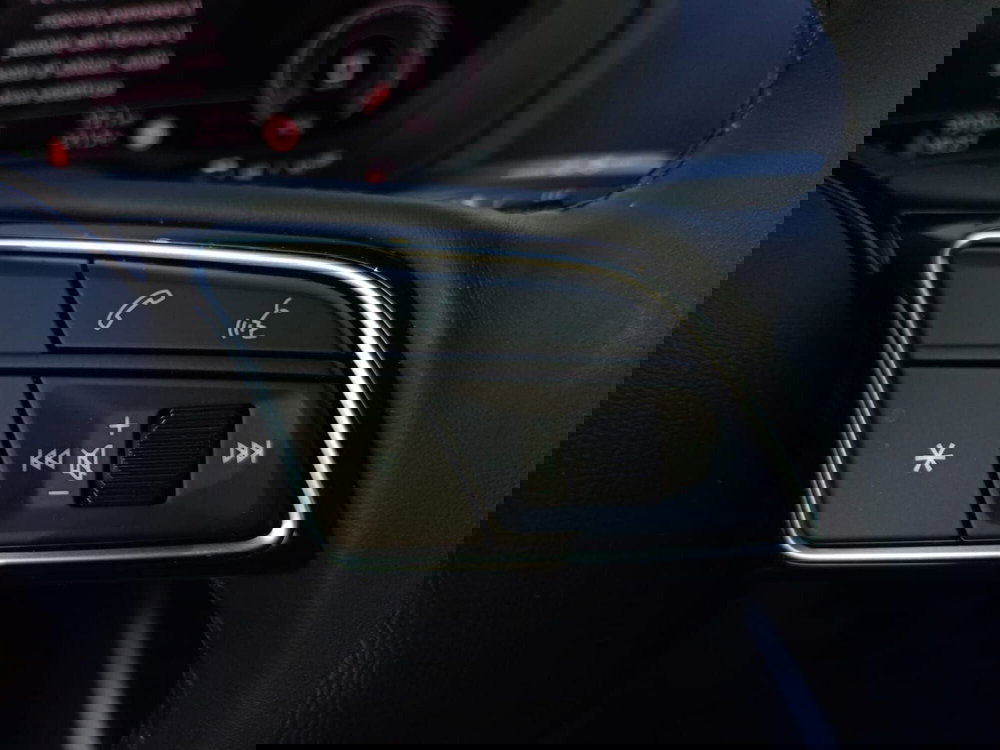 Audi Q2 usata a Bari (7)