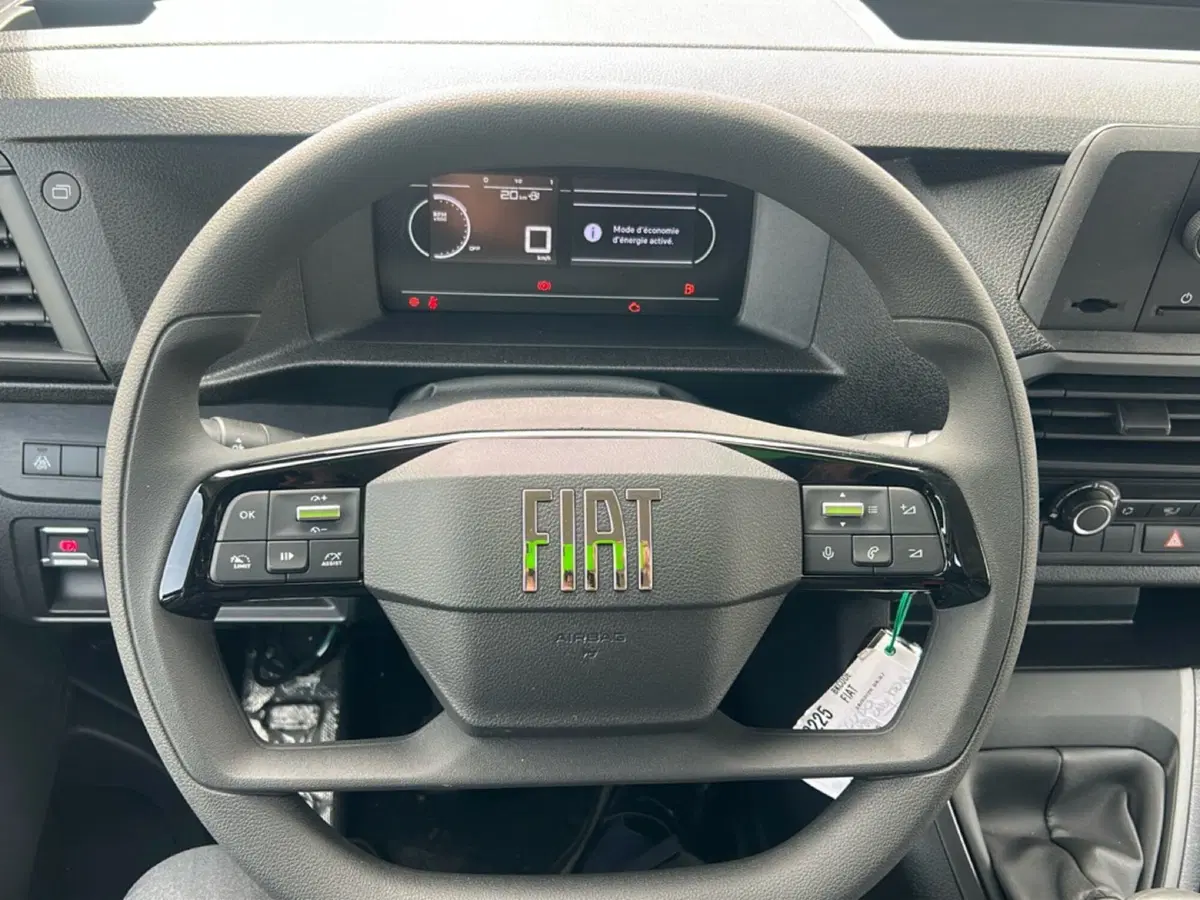 Fiat Scudo Furgone nuova a Bergamo (12)