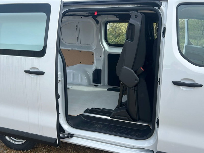 Fiat Scudo Furgone nuova a Bergamo (16)