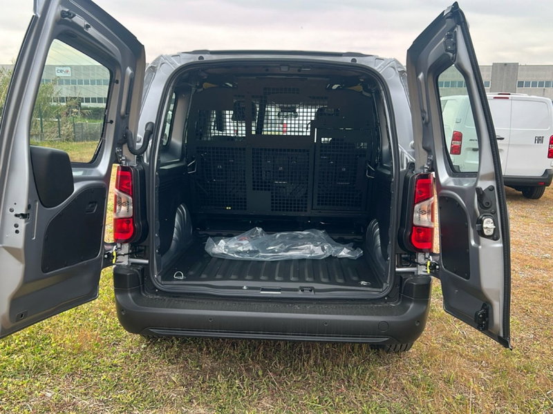 Fiat Doblò Furgone nuova a Bergamo (9)