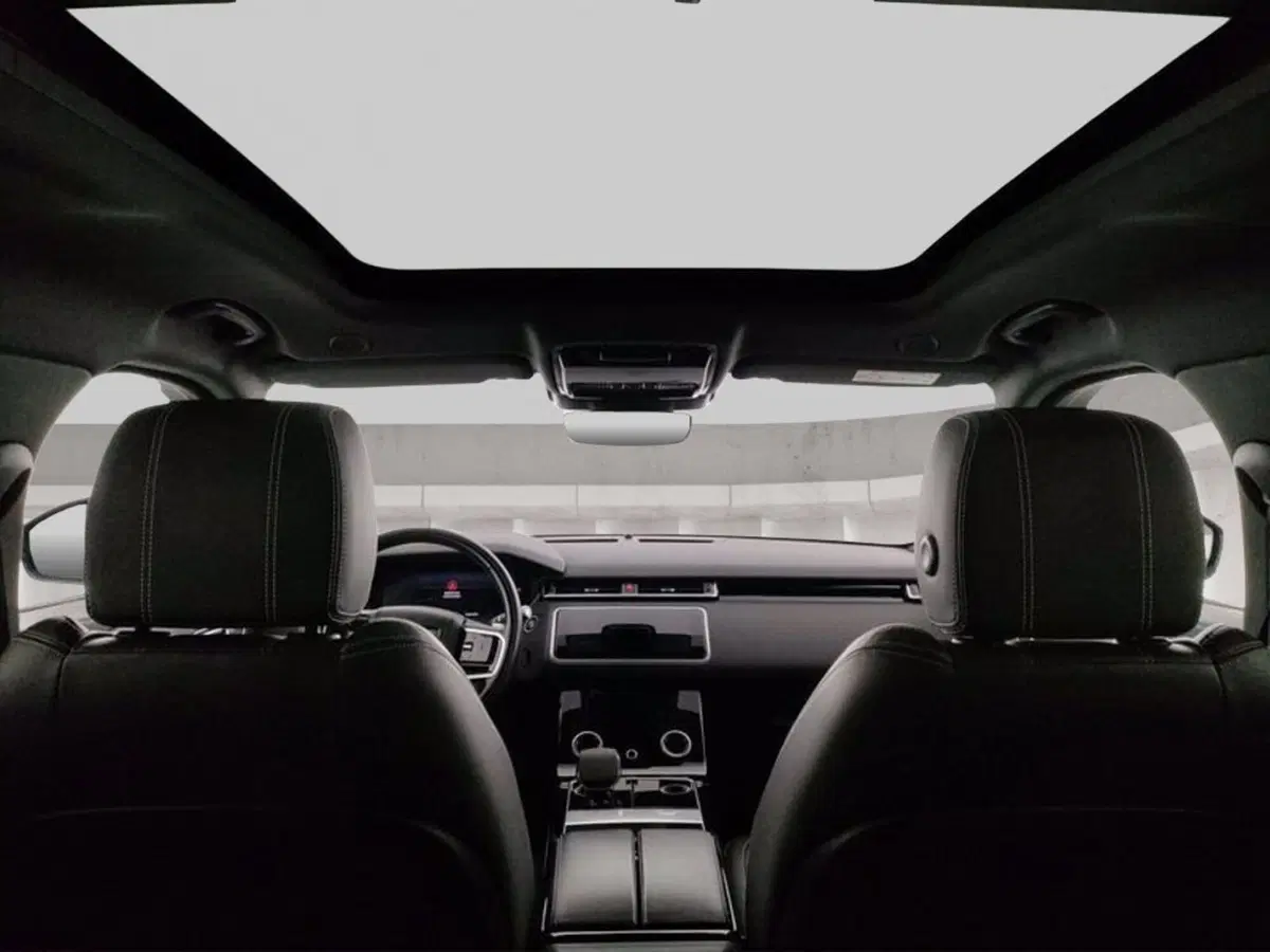 Land Rover Range Rover Velar usata a Pavia (19)